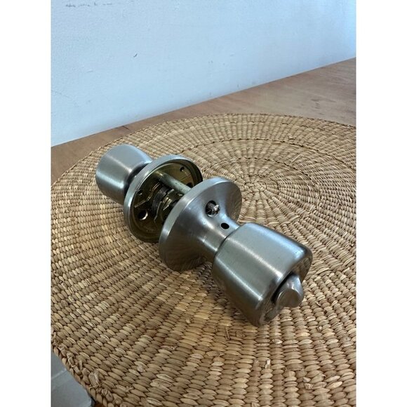 Door Knob - Picture 1 of 6